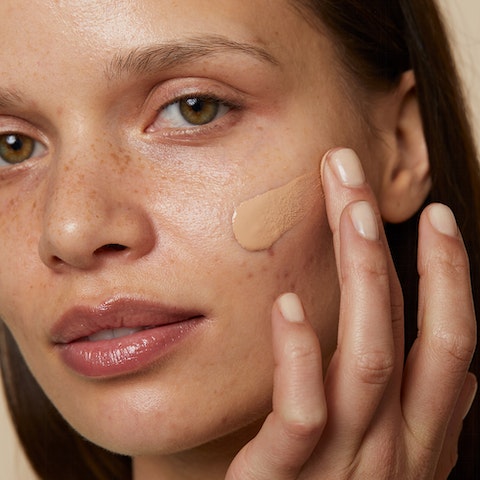 Увлажняющий Тональный Крем, тон 13 песочный